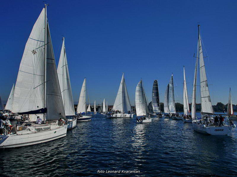 “Zadarska koka”: Regata za sve generacije snimljena iz “koke” “Zadarska koka”: Regata za sve generacije snimljena iz “koke”