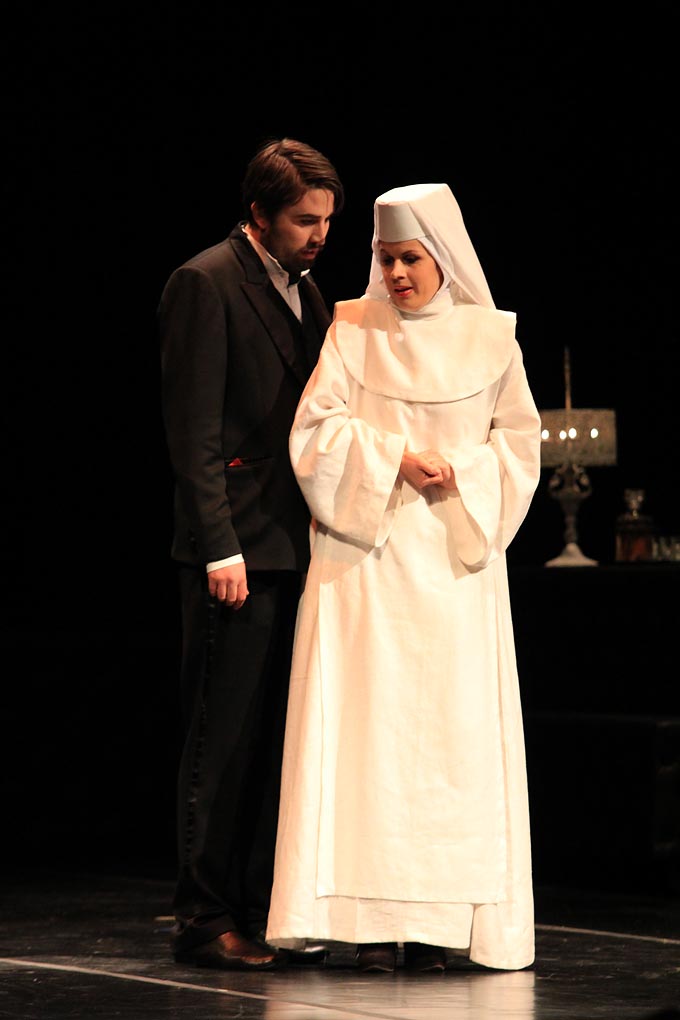 Gospoda Glembajevi u HNK Zadar, foto: Iva Perinčić Gospoda Glembajevi u HNK Zadar, foto: Iva Perinčić