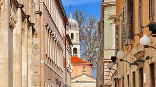 Skitnja gradom 25. ožujka 2014. Foto: Roberto Lerga Skitnja gradom 25. ožujka 2014. Foto: Roberto Lerga