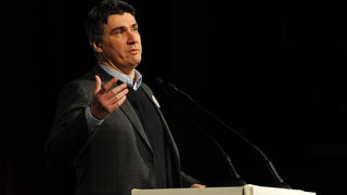 Zadar, 050413.
Veceras je u HNK Zadar odrzano predstavljanje liste koalicije SDP-HNS-HSU za Europski parlament. Na predstavljanju su govorili predsjednik SDP-a Zoran Milanovic, predsjednica HNS-a Vesna Pusic, predsjednik HSU-a Silvano Hrelja, te prvi na l Zadar, 050413.
Veceras je u HNK Zadar odrzano predstavljanje liste koalicije SDP-HNS-HSU za Europski parlament. Na predstavljanju su govorili predsjednik SDP-a Zoran Milanovic, predsjednica HNS-a Vesna Pusic, predsjednik HSU-a Silvano Hrelja, te prvi na l