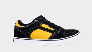 V.o.o.d.o.o. obuca za muskarce