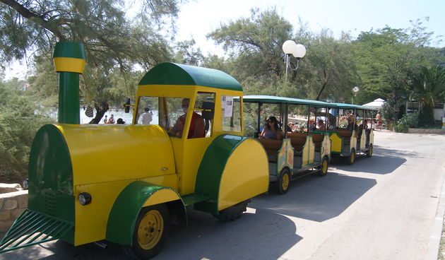 Turistički vlakić u Preku