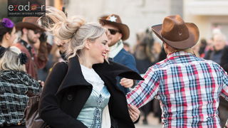 Zadarski karneval 2018: Povorka maškaranih skupina od Gradskih vrata preko Foruma do Narodnog trga Zadarski karneval 2018: Povorka maškaranih skupina od Gradskih vrata preko Foruma do Narodnog trga