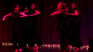 Plesna čestitka Zadarskog plesnog ansambla, Foto: Leo Banić Plesna čestitka Zadarskog plesnog ansambla, Foto: Leo Banić