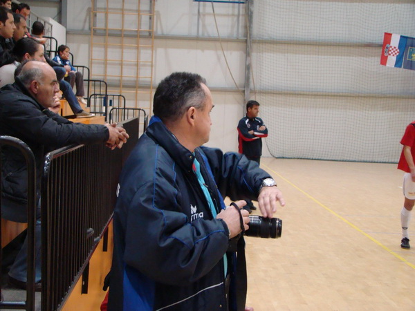 Image 841837 (auto) Image 841837 (auto)