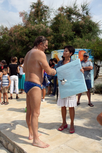 Dani Dikla 2009: Dr Velimir Susak Taci isplivao maraton Preko-Diklo Dani Dikla 2009: Dr Velimir Susak Taci isplivao maraton Preko-Diklo