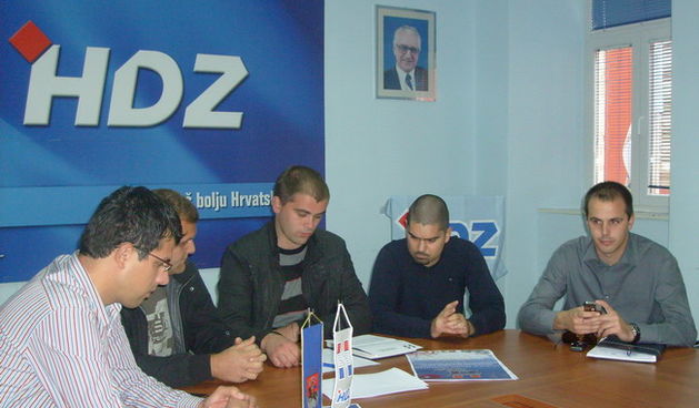 Mladež HDZ-a predstavlja akciju “Hobijem protiv ovisnosti”