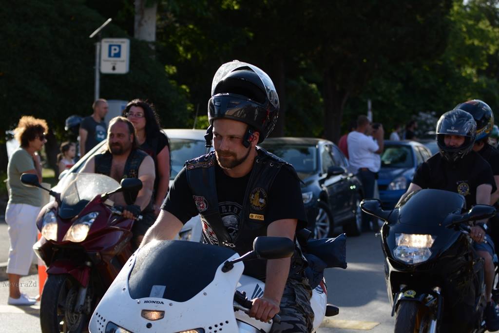 Defile bajkera ulicama Zadra u povodu 10. rođendana Moto kluba Beštije. Foto: Jadra NeveraZD Defile bajkera ulicama Zadra u povodu 10. rođendana Moto kluba Beštije. Foto: Jadra NeveraZD