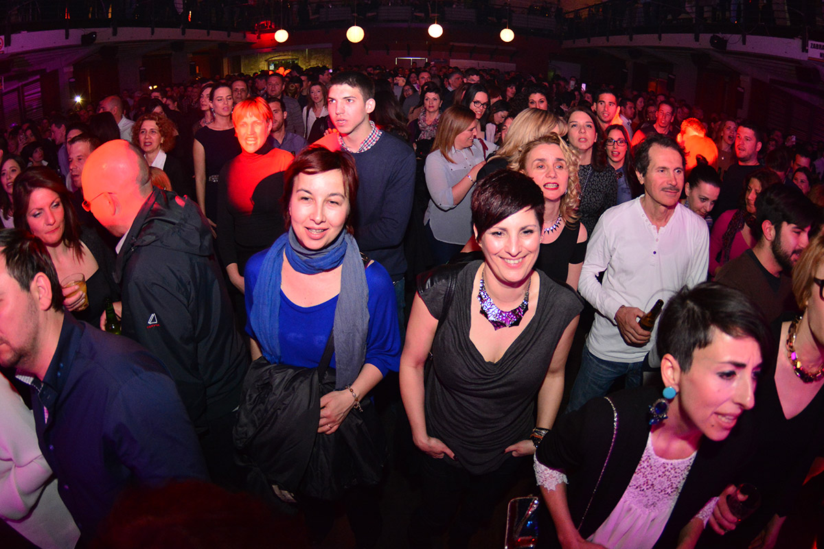 Oliver Dragojević & Dupini oduševili Zadrane ; foto Iva Perinčić