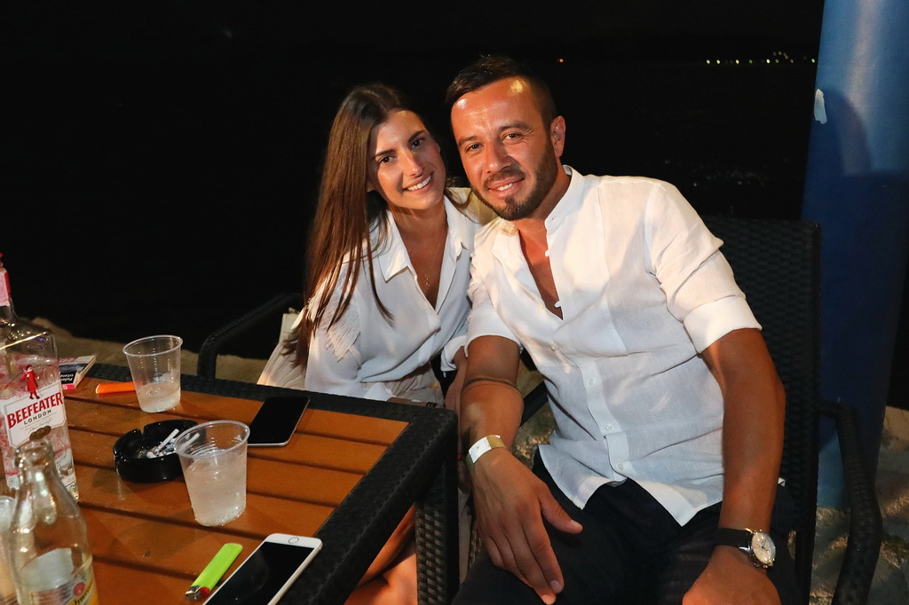 Fenomenalni Petar Grašo raspjevao i rasplesao Biograd Fenomenalni Petar Grašo raspjevao i rasplesao Biograd