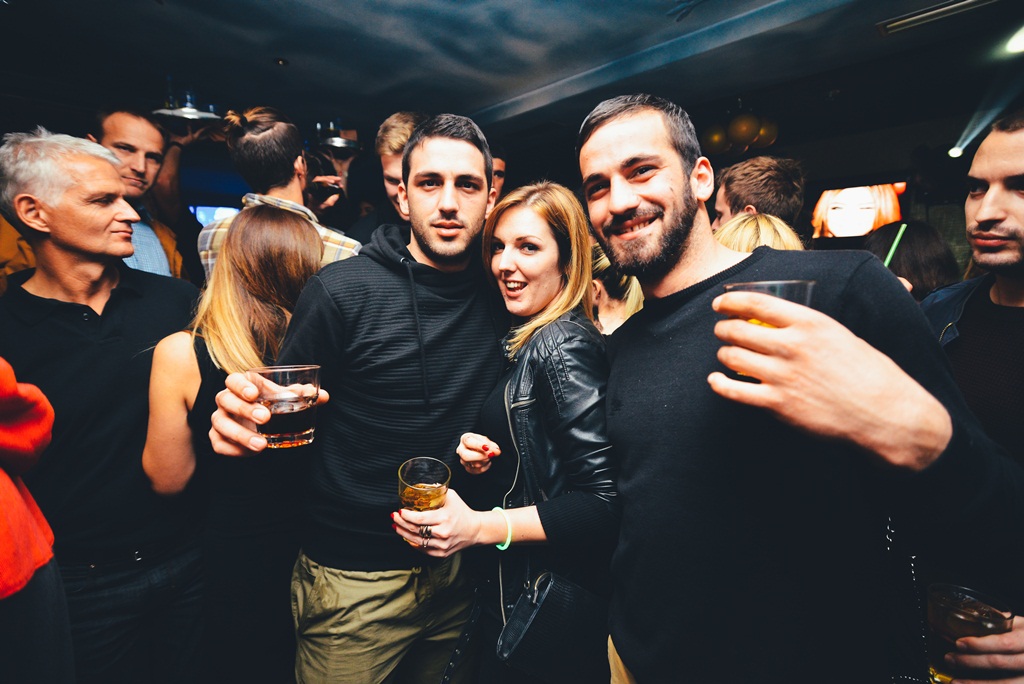 Votka party u Svarog Baru, Foto: Iva Perinčić Votka party u Svarog Baru, Foto: Iva Perinčić