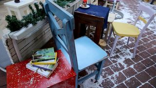 Blagdanski uređena otvorena terasa kafića Kult, Photo: Filip Brala/PIXSELL