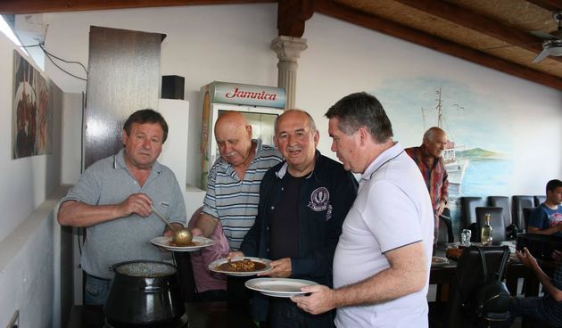 19. Dani masline, spremanje i podjela žgvaceta