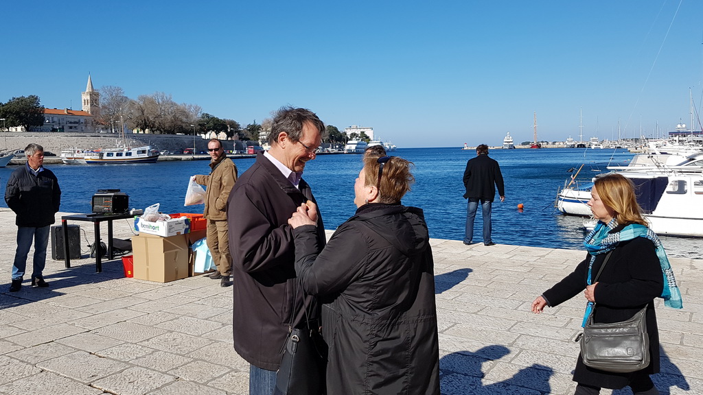 Dan žena, Bleke i konji