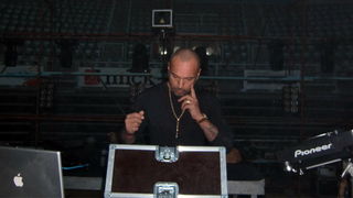 SC Visnjik: Generalna proba doceka 2010. DJ Morales SC Visnjik: Generalna proba doceka 2010. DJ Morales