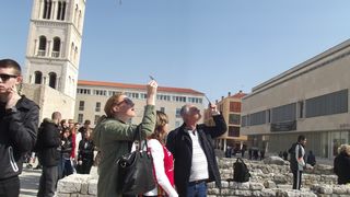 Promatranje pomrčine Sunca na Forumu Promatranje pomrčine Sunca na Forumu