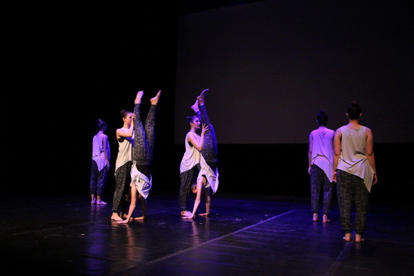 HNK Zadar: 5. Zadarski plesni festival u organizaciji Plesne udruge Gesta okupio je više od 260 plesača HNK Zadar: 5. Zadarski plesni festival u organizaciji Plesne udruge Gesta okupio je više od 260 plesača