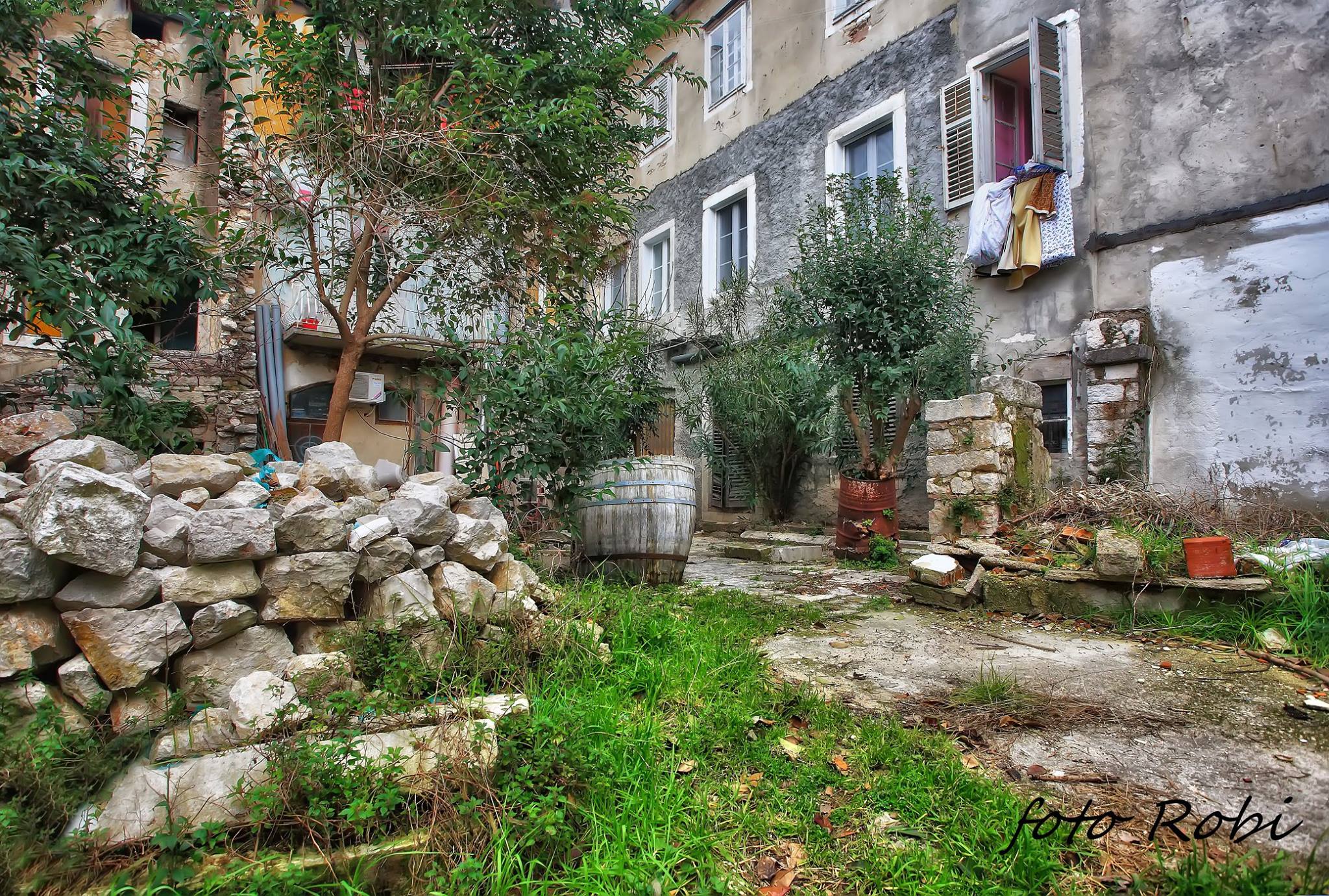 Kako ja vidim i koliko volim svoj grad. Foto: Roberto Lerga 1966. – 2016. Kako ja vidim i koliko volim svoj grad. Foto: Roberto Lerga 1966. – 2016.