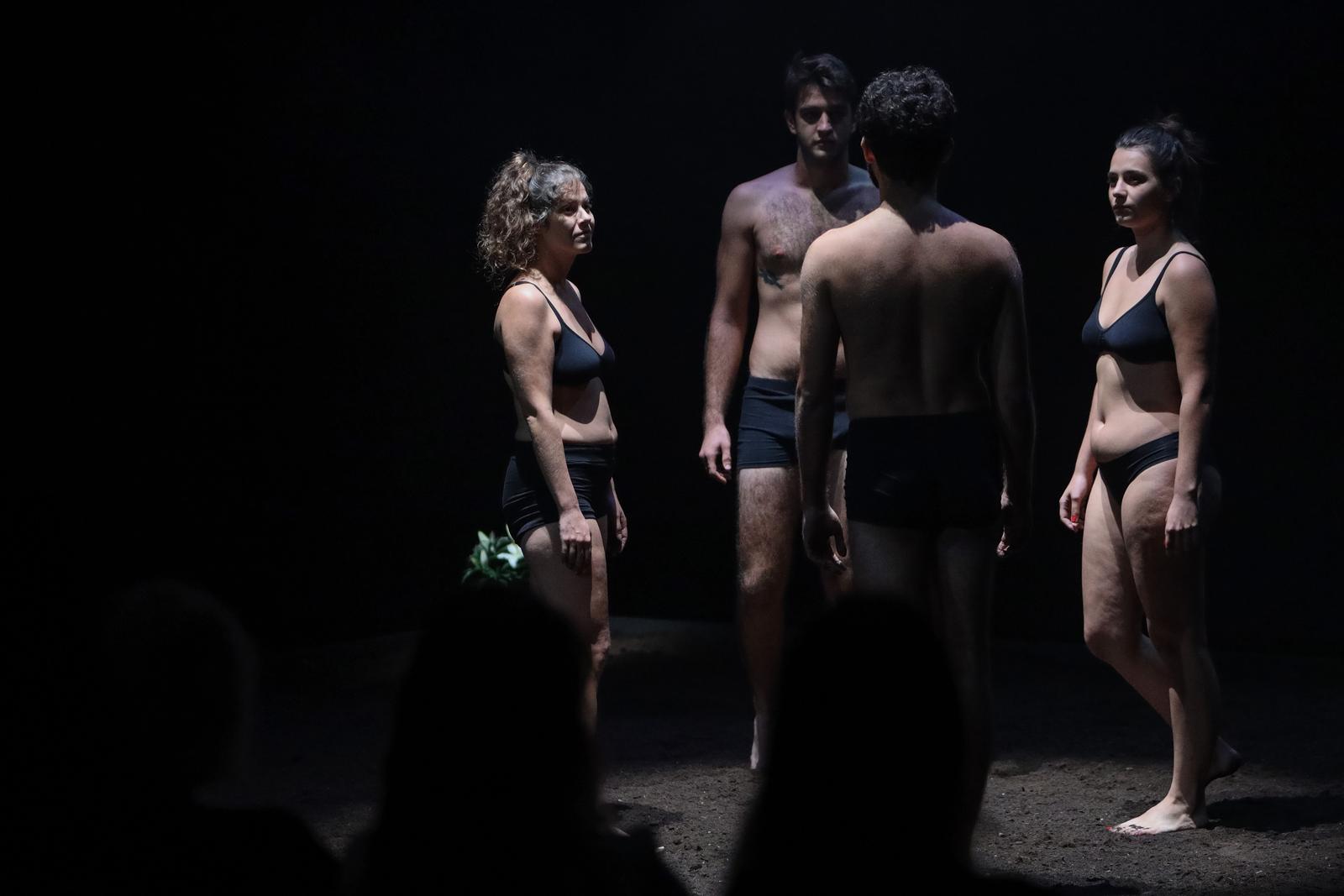 Predstava “(Pret)posljednja panda ili statika” u Kazalištu lutaka Predstava “(Pret)posljednja panda ili statika” u Kazalištu lutaka