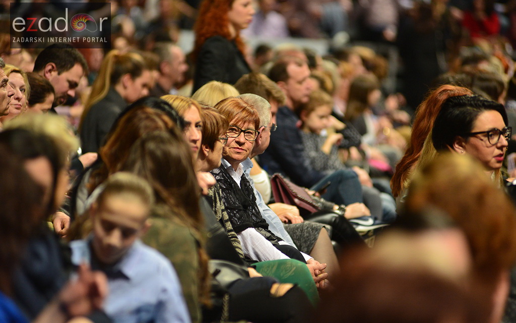Mjuzikl Mamma Mia kazališta Komedija u dvorani Krešimir Ćosić