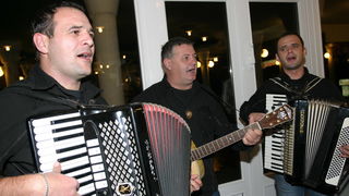 Hotel Vicko Starigrad nagrada Adrian 15.11.2007. Hotel Vicko Starigrad nagrada Adrian 15.11.2007.