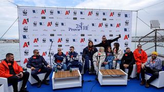 Ekološka manifestacija “Uz more, za more: zelena misija za održivu budućnost Hrvatske” održala se danas na plivarici Škoda koja je jutros u 11 sati isplovila iz zadarske luke Gaženica prema Ugljanu gdje će se provela akcija izvlačenja odbačenih ribarskih Ekološka manifestacija “Uz more, za more: zelena misija za održivu budućnost Hrvatske” održala se danas na plivarici Škoda koja je jutros u 11 sati isplovila iz zadarske luke Gaženica prema Ugljanu gdje će se provela akcija izvlačenja odbačenih ribarskih