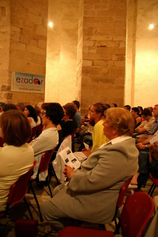 Image 1204743 (auto) Image 1204743 (auto)