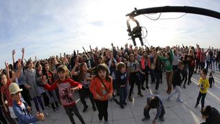 Pozdrav suncu: Snimanje spota uz “Happy” Pharrella Williamsa, Foto: Filip Brala/PIXSELL Pozdrav suncu: Snimanje spota uz “Happy” Pharrella Williamsa, Foto: Filip Brala/PIXSELL