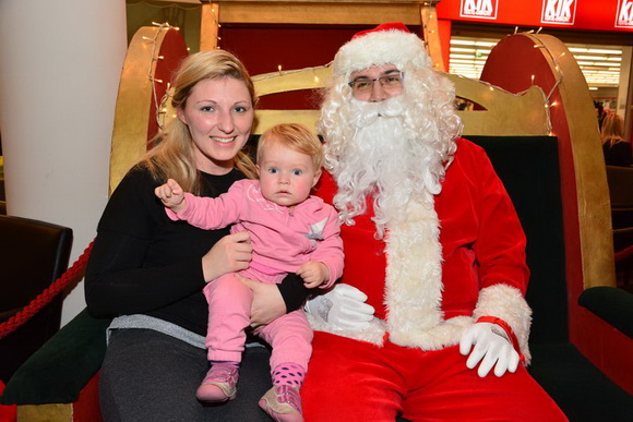 Supernova: Božićni koncert Ivane Kindl i posjet Djeda Božićnjaka, Foto: Iva Perinčić Supernova: Božićni koncert Ivane Kindl i posjet Djeda Božićnjaka, Foto: Iva Perinčić