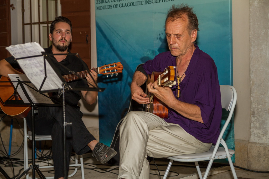 Biograd na Moru: Svečano otvorena izložba fotografija “Velebit” Vinka Pešića Biograd na Moru: Svečano otvorena izložba fotografija “Velebit” Vinka Pešića