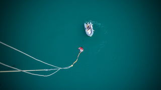 Mario Možnik i njegovi kolege sportaši otvorili su sezonu Bungee Jumpinga sa starog Masleničkom mosta