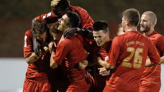 Split, 150912.
Stadion Park mladezi.
Nogometna utakmica 8. kola MAXtv 1. HNL Prve lige izmedju RNK Split i NK Zadar.
Na fotografiji: slavlje igraca Splita nakon drugog pogotka koji je postigao Mate Pehar
Foto:Tom Dubravec / CROPIX Split, 150912.
Stadion Park mladezi.
Nogometna utakmica 8. kola MAXtv 1. HNL Prve lige izmedju RNK Split i NK Zadar.
Na fotografiji: slavlje igraca Splita nakon drugog pogotka koji je postigao Mate Pehar
Foto:Tom Dubravec / CROPIX