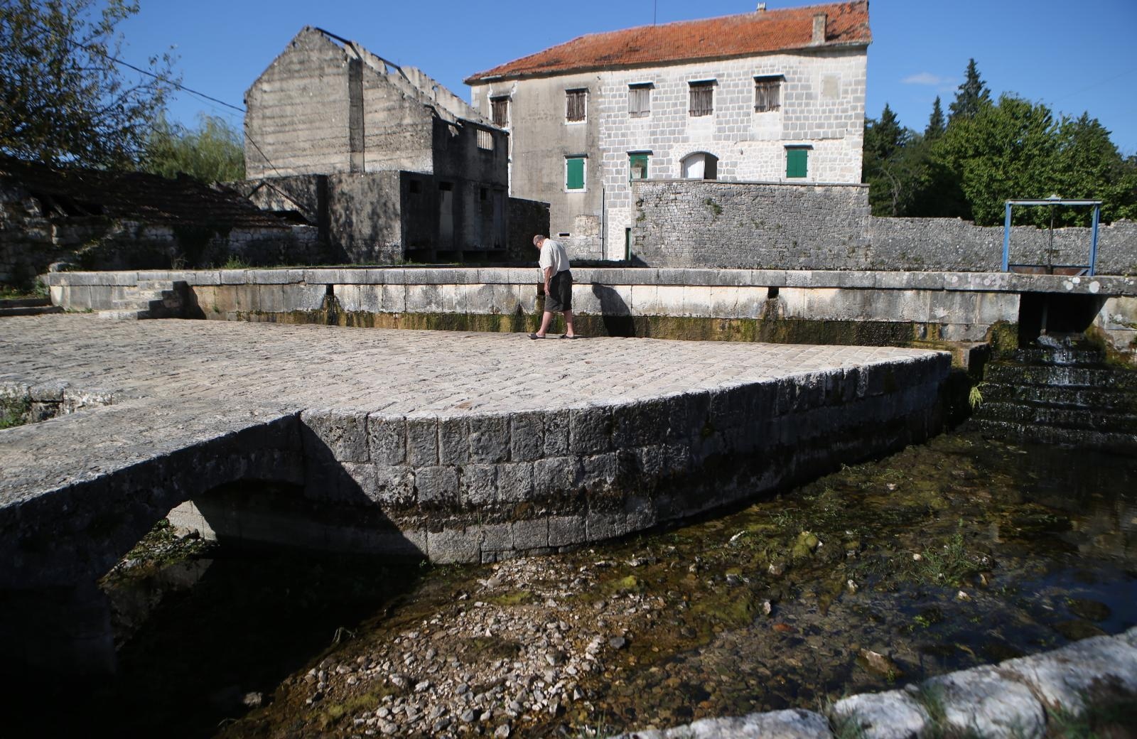 Nakon potresa presušio izvor Vrljike u Proložcu Nakon potresa presušio izvor Vrljike u Proložcu