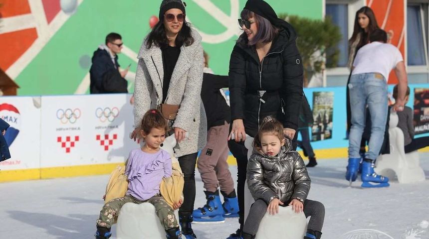 Zimski park i klizaliste Zimski park i klizaliste