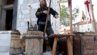 Kulturni majdan by Jerolim Vulic