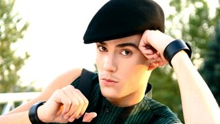 Sel’OMODe 2007; kolekcija Metro Fulir; dizajner: Stjepan Čuka; foto: Goran Čižmešija Sel’OMODe 2007; kolekcija Metro Fulir; dizajner: Stjepan Čuka; foto: Goran Čižmešija