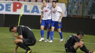 Bukurest, 260810.
Gradski stadion.
Uzvratna utakmica cetvrtog kola kvalifikacija za Europsku ligu izmedju Uniree i Hajduka.
Na fotografiji: slavlje igraca Hajduka.
Foto: Ante Cizmic / CROPIX