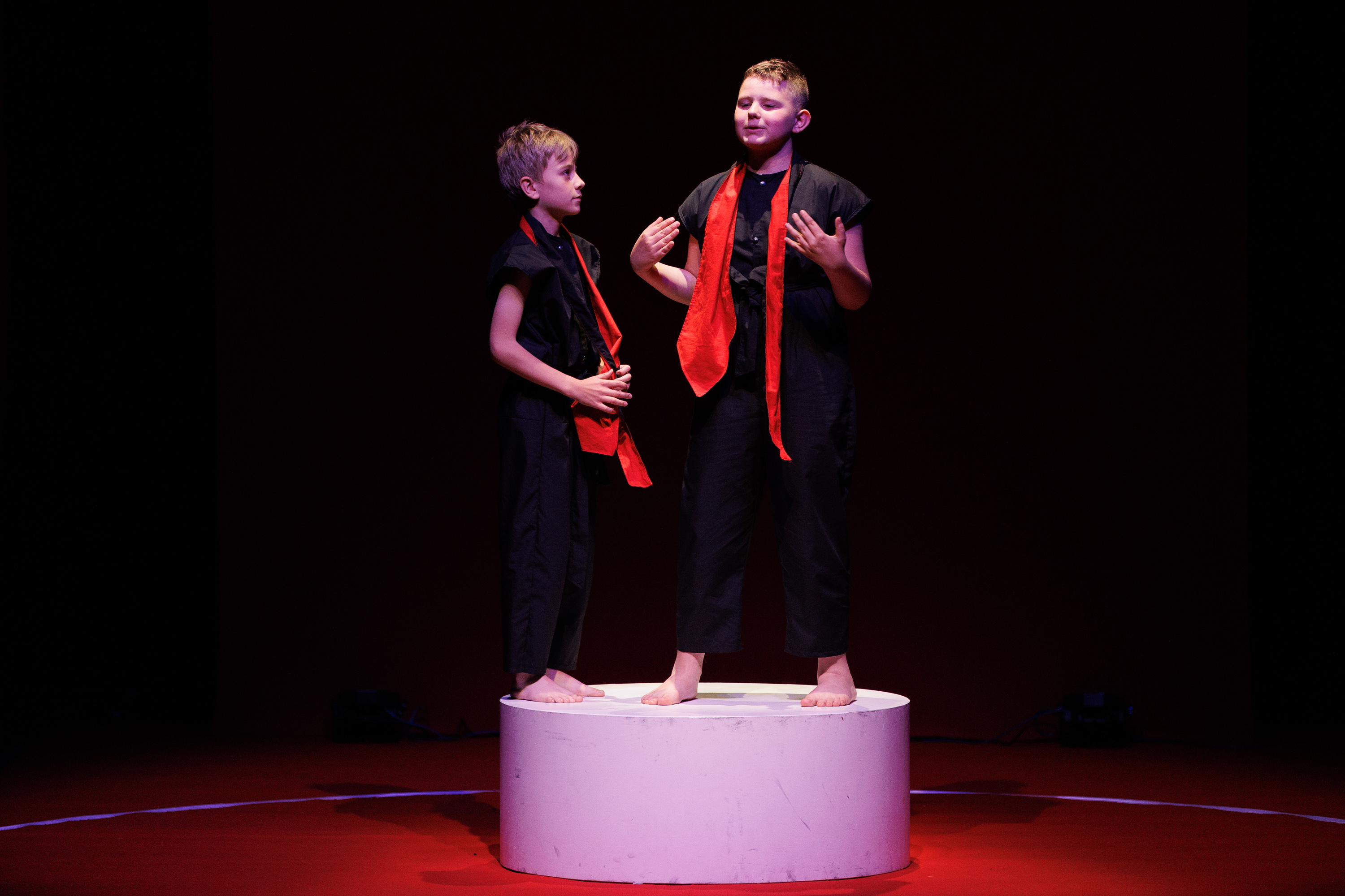 Igrajmo se: Zabranjeno mlađima od 15 strana A