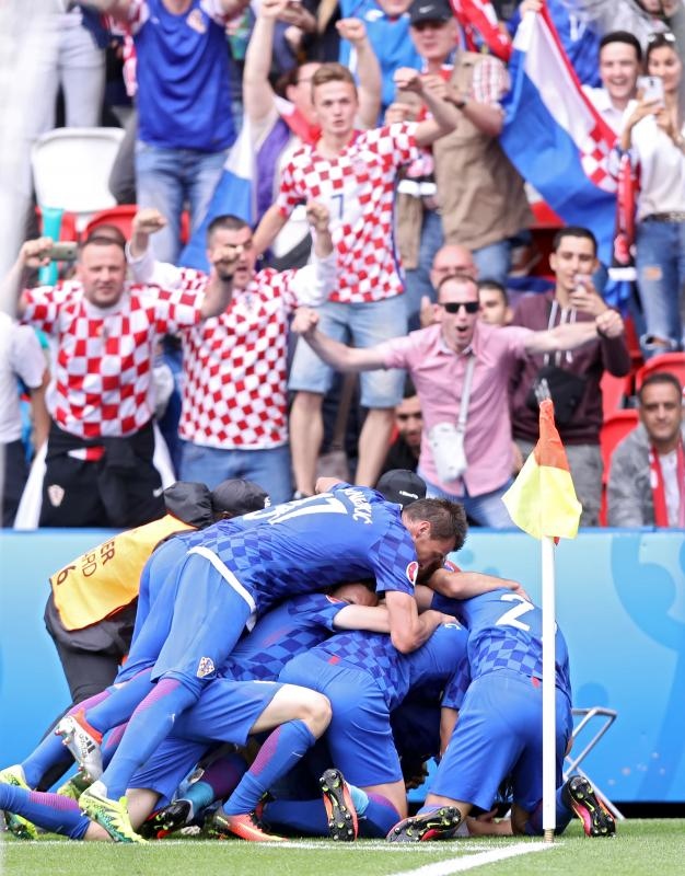 Stadion Park prinčeva u Parizu, UEFA EURO 2016., 1. kolo, skupina D, Turska – Hrvatska 0-1. Photo: Sanjin Strukic/PIXSELL Stadion Park prinčeva u Parizu, UEFA EURO 2016., 1. kolo, skupina D, Turska – Hrvatska 0-1. Photo: Sanjin Strukic/PIXSELL