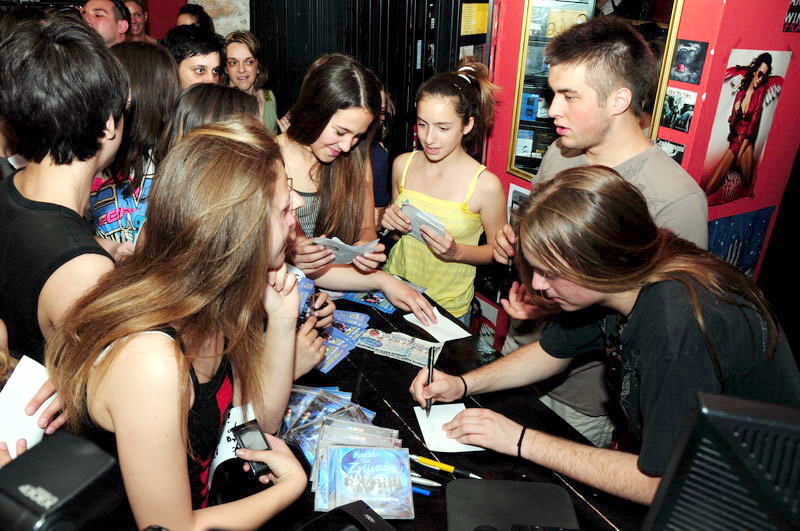 Finalisti HTZ-a Duje i Vilibald u Dallas Music Shopu, Foto: Ivan Dilber