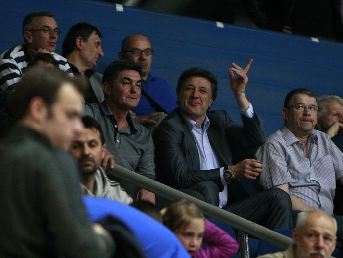 Zagreb, 150512.
KC Drazen Petrovic, Savska cesta.
Prva utakmica polufinala PH za kosarkase Cibona – Zadar.
Na fotografija: Zdravko Mamic.
Foto: Ronald Gorsic / CROPIX Zagreb, 150512.
KC Drazen Petrovic, Savska cesta.
Prva utakmica polufinala PH za kosarkase Cibona – Zadar.
Na fotografija: Zdravko Mamic.
Foto: Ronald Gorsic / CROPIX