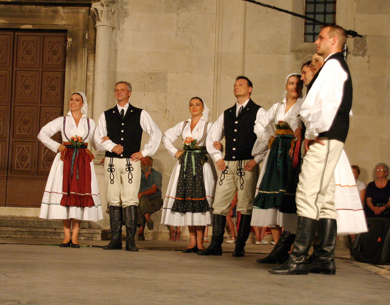 Image 1176181 (auto)