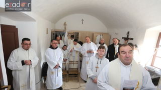 U Donjem Karinu obilježeno sjećanje na rušenje Franjevačkog samostana tijekom VRO Maslenica