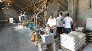 Nin – Povijesni gradic Nin pokraj Zadra za svoju prepoznatljivost ima nadaleko poznatu i najstariju hrvatsku solanu. Pod geslom “Prica o soli…” i dan danas se sol proizvodi na tradicionalan nacin. Photo: Damir Spehar/PIXSELL Nin – Povijesni gradic Nin pokraj Zadra za svoju prepoznatljivost ima nadaleko poznatu i najstariju hrvatsku solanu. Pod geslom “Prica o soli…” i dan danas se sol proizvodi na tradicionalan nacin. Photo: Damir Spehar/PIXSELL