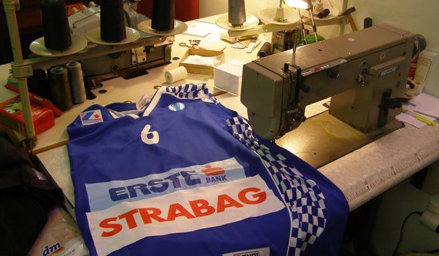 Dresovi KK Zadar na doradi i popravku (foto Nikola Turčinov)