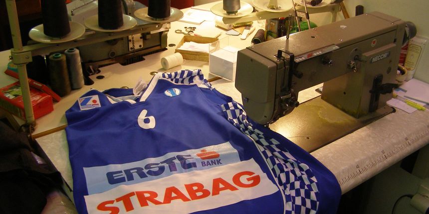 Dresovi KK Zadar na doradi i popravku (foto Nikola Turčinov) Dresovi KK Zadar na doradi i popravku (foto Nikola Turčinov)