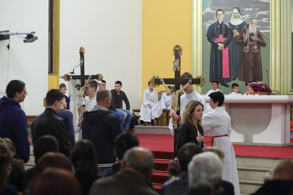 Tradicionalna procesija Velikog petka u sv. Roku