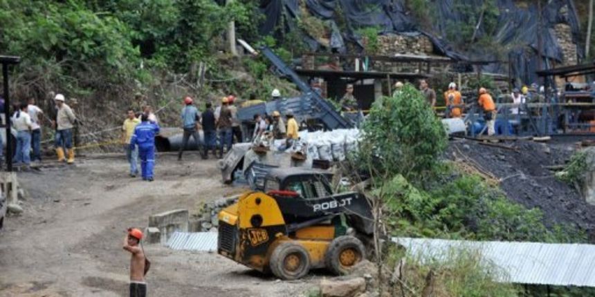 Rudari zarobljeni u rudniku u Kolumbiji Rudari zarobljeni u rudniku u Kolumbiji