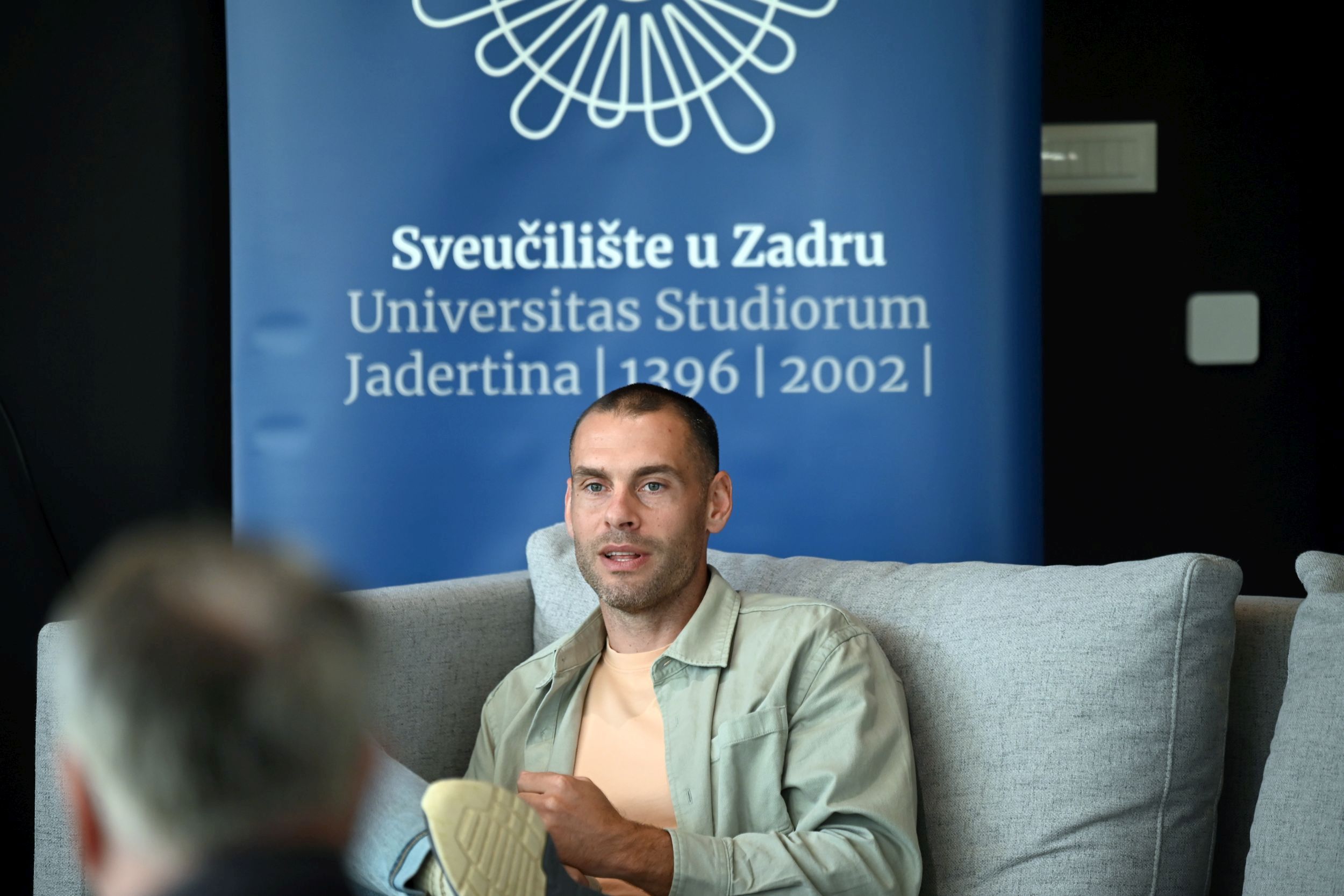 Filip Peraić kreirao vizuale za nove promotivne proizvode Sveučilišta u Zadru