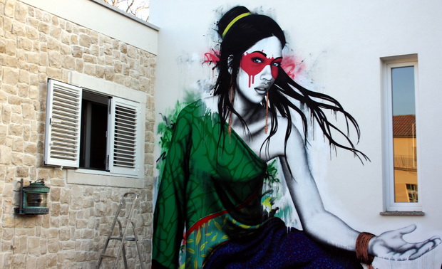 Street Art umjetnik Finbarr Fin DAC stvara u Ražancu, Foto: Nenad Nešović Street Art umjetnik Finbarr Fin DAC stvara u Ražancu, Foto: Nenad Nešović